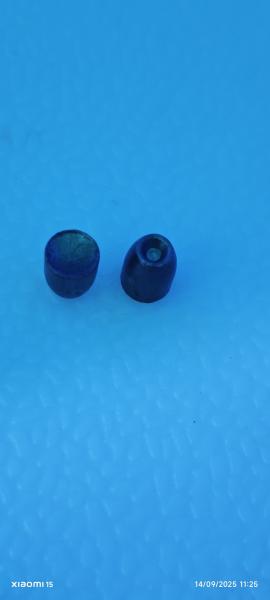 Vendo slug. Creo que son 18-20 cajas cuando lo sepa de seguro lo confirmo. Vienen en bolsitas de 250 unidades. 00