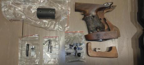 Pongo a la venta la pistola de un amigo mío, por petición suya, se trata de una Pistola del calibre .32 20