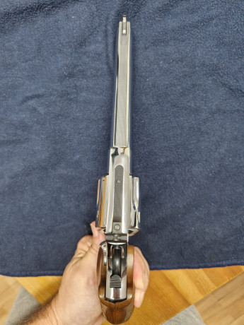Del mismo compi que la Walther  vende este revolver con 2 cachas , en F , Madrid  , tampoco quiere cambios 11