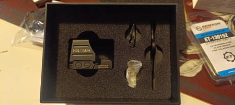 Se vende visor punto rojo holosun HS507COMP  en perfecto estado....solo montado y probado...comprado el 02