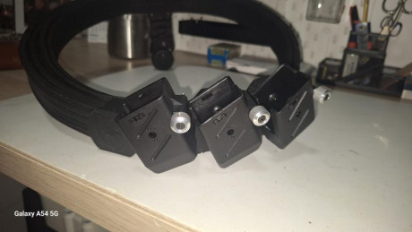 Muy buenas.
Lo dicho. Vendo un cinturón Ghost con tres portas y una funda para Glock 17, mas otros tres 11