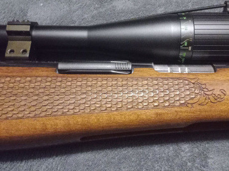 Carabina de muelle: AIR ARMS TX-200 MKIII Calibre 4,5 mm. En muy buen estado. Sólo usada en competiciones. 01