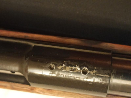 Hola compañeros ,un titán 6 en calibre 300 wm se ha ido rajando la vaina de aluminio desde la parte delantera 00