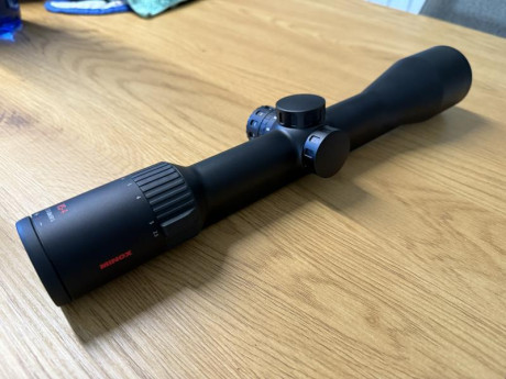 Visor Minox RS-4 2.5-10X50 De carril en perfecto estado desmontado de un mauser m25 usado dos días el 01