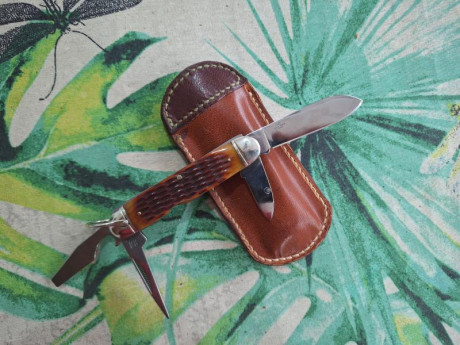 Buenos días compañeros,

Pongo a la venta estos cuchillos y navajas de mi colección, todos sin ningún 71