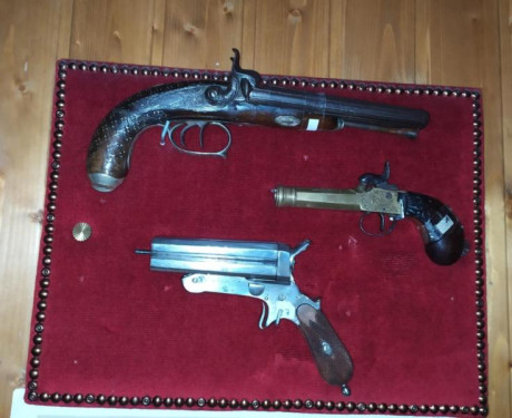 VUELVE A ESTAR DISPONIBLE
SE ACEPTAN OFERTAS POR PIEZAS SUELTAS
Se vende lote completo de 28 armas (cortas 12