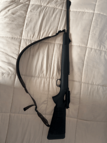 Se vende blaser r93 en calibre 30-06 Springfield en perfecto estado, el rifle esta muy cuidado, balea 02