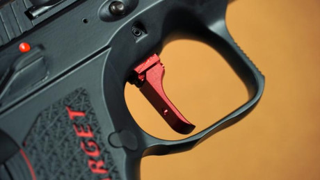 Alguien tiene o ha probado la CZ 75 SHADOW TRGET 6".
Para precisión.
Opiniones por favor.
Gracias. 81