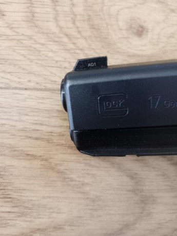 Vendo GLOCK 17 GEN 4
Alza y punto de Tritium
Retenida cargador sobredimensionada

Guiada en "A"
Se 21