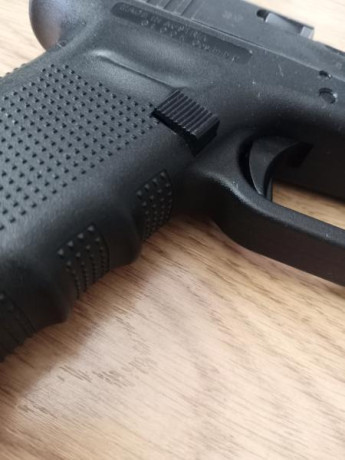 Vendo GLOCK 17 GEN 4
Alza y punto de Tritium
Retenida cargador sobredimensionada

Guiada en "A"
Se 20
