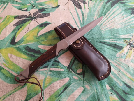 Buenos días compañeros, :sniper 

Pongo a la venta estos cuchillos y navajas de mi colección, todos sin 111