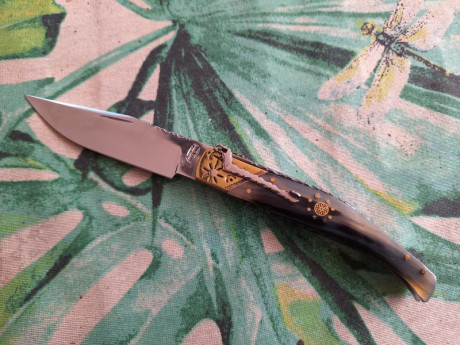 Buenos días compañeros, :sniper 

Pongo a la venta estos cuchillos y navajas de mi colección, todos sin 140