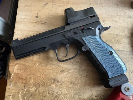Vendo pistola cz shadow II con visor leipold delta pro
La pistola esta impecable casi sin uso ya que es 01