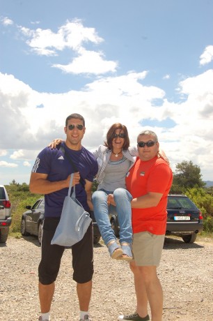 Venga empezar a colgar fotos de la comilona de hoy!!
Un dia fantástico, rodeado de unos MUY BUENOS AMIGOS. 10