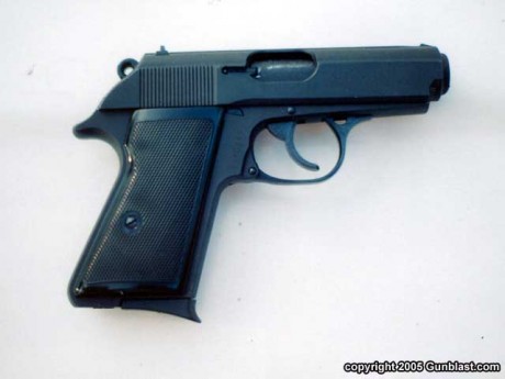 Hola muchachos,....
Siempre me a atraido la clasica ppk, pero no tengo la licencia A o B, asi qeu creo 11