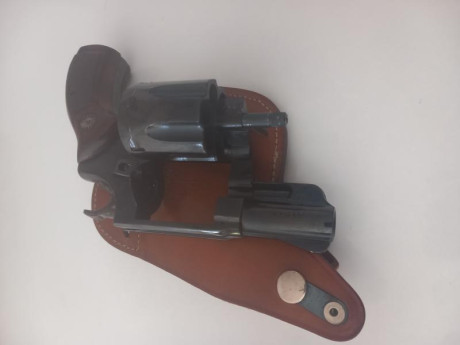 Astra 680
Cañón 2'
Piezas originales
Poco uso
.38 SPL
Se incluye funda de cuero
Precio 150€ 00