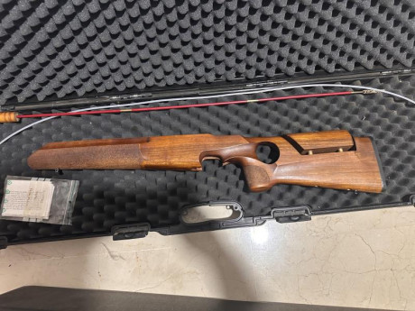 Hola buenas 
Vendo culata de tiro de madera para Remington 700 acción corta en muy buen estado. Se encuentra 02