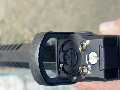 Leupold Delta Point Pro, es la version de 2,5 MOA, con poquisimo uso y siempre muy mimado, en perfectas 00