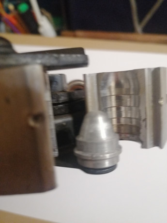 Vendo turquesa de avancarga para minie de Lee 578-478-M, precio 30,-€ mas gastos de envío IMG_20251015_212638_resized_20251019_112022898.jpg 00