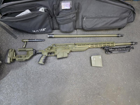 Hola 
Se vende rifle steyr ssg m1 de 308 y 338LM con su cañón y cierre y cargador...de cada calibre.
Estado 00