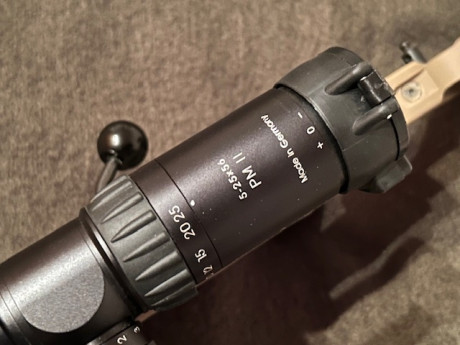 Se vende óptica germana, de la mejor calidad y de reputación internacional pues la emplean numerosos grupos 01