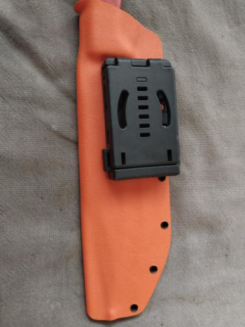 Artesano Manuel De La Torre Acero 420Mova, cachas G10 95€. 01