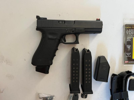 RESERVADA
 IMG_9660.jpg Se vende Glock 17 4 gen en excelente estado. Se ha gastado dinero en ella para 01