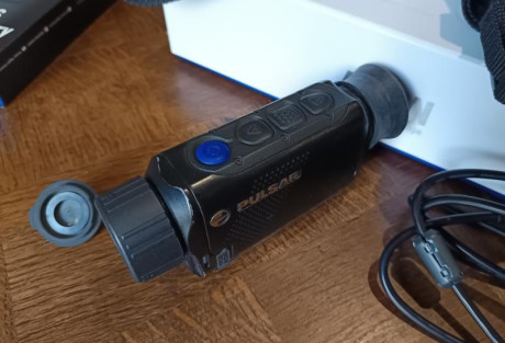 Vendo Pulsar Axion XM30 con dos baterías y acompañado de su caja y manual y funda de transporte, todo 00