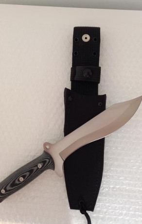 ]Cudeman modelo Villegas , cuchillo.afalcatado , hoja enterizada  18 cm, en acero de calidad acabado en 00