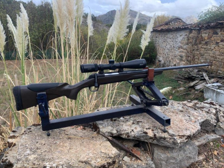 En venta rifle de cerrojo FN Xbolt ajustable Brown, en calibre 300 wm, lo compré nuevo la temporada pasada 01