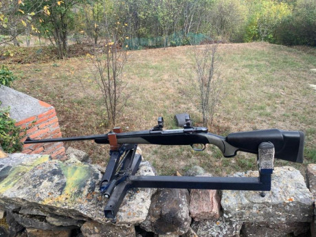 Se vende rifle de cerrojo Sako Finnlight en cal  300 win mag. Se entregaría con monturas apel desmontables 00