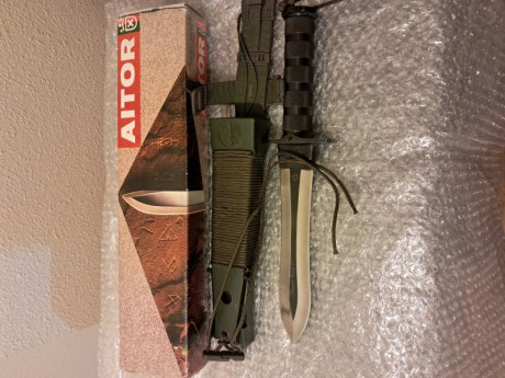 Hola compañeros.
Vendo piezas de la marca Aitor.
Precios rebajados.
Se aceptan cambios por piezas de Aitor 100