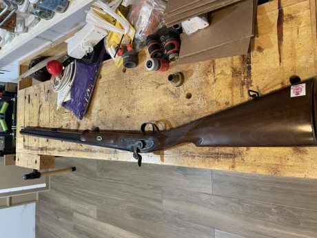 Pues eso vendo escopeta de avancarga de percusión (Pistón), calibre 12. Tira muy bien. Regalo una culata 02