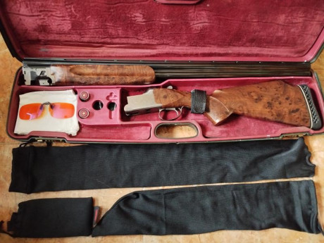 Escopeta miroku 3800TR1, trap, 76 de cañón , 1 y 2 estrellas, banda ancha, punto de mira intermedio, selector 02