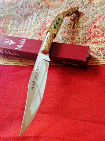 Se pone en venta estás piezas Muela, modelo ML12 y ML9,, acero 440. Pertenecientes a la serie Siglo XVIII, 40