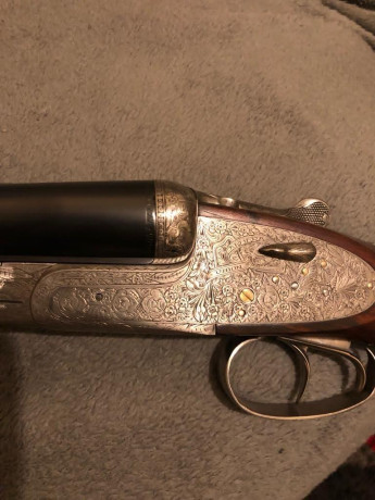 Hola a todos…
Por no usar, vendo esta paralela espectacular y preciosa,maderas muy bonitas,cantonera Holland.
Punto 01