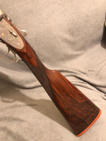 Hola a todos…
Por no usar, vendo esta paralela espectacular y preciosa,maderas muy bonitas,cantonera Holland.
Punto 20