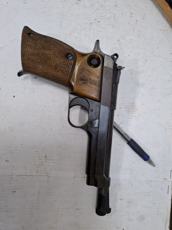 Beretta Mod. 952 Special, Cal. 7.65mm Browning. Arma en venta para licencia F, muy buen estado. Porte 01