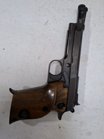 Beretta Mod. 952 Special, Cal. 7.65mm Browning. Arma en venta para licencia F, muy buen estado. Porte 00