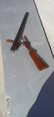 Vendo por no usarla, escopeta paralela calibre 12. 
Cañón 70cm, doble gatillo, expulsora, cañón 1 y 3 00