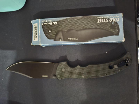 Vendo cold steel recon 1 xxl,150 euros Portes a parte si los hubiera,esta en tarragona.
Un saludo. 01
