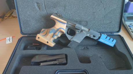 Gsp expert calibre .32 dos cargadores, caza vainas y ayuda de cargador. Cacha talla M. Se vende por cambio 01