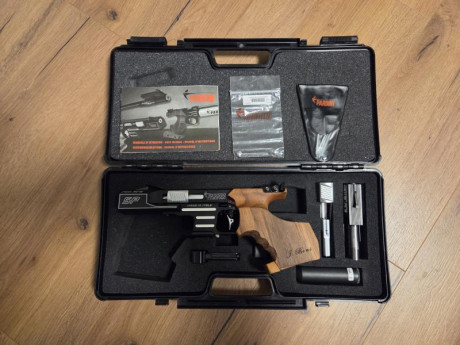 Vendo Pardini HP32 de 2019 con conversión del 22LR comprada en 2023. Recién cambiado el fiador y el martillo 00