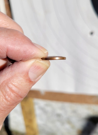 Soy novato en esto y estoy planteándome comprarme una carabina. Mi idea seria tirar a latas a 100-150m. 42