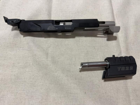 Tesro calibre 32 con carro del 22,estado excelente ideal para nuevos federados.

Arma se puede ver y probar 02