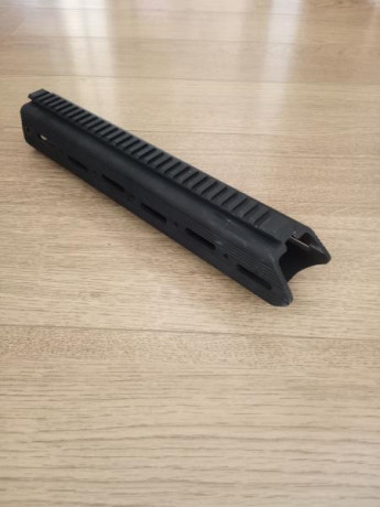 Vendo Ar15 guardamanos flotante para longuitud de toma de gases rifle

100€ envio incluido 01