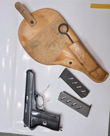 7,62 calibre  500 € 02