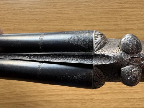 Vendo escopeta yuxtapuesta/paralela, marca darne, calibre 16/65, chokes ***/*, modelo v20 (10 coronas), 11