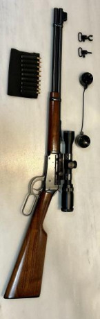 Winchester 94 del 2013 en perfecto estado, muy pocos tiros, con visor Bushnell Banner 1-4x32 i fijación 00