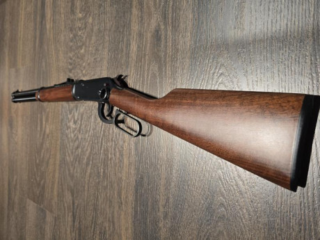 Vendo Winchester 44 magnum muy cortito y ligero, con 16" de cañón, que aprovecha muy bien las bondades 02